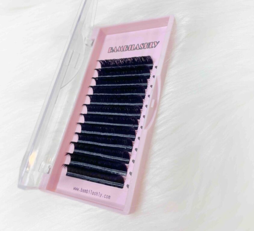 EASY FANNING LASHES